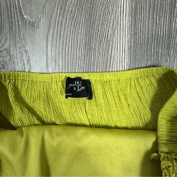 Milk & Honey Chartreuse Knit Halter Top with Ruffle Peplum Summer Vacation - Picture 3 of 6